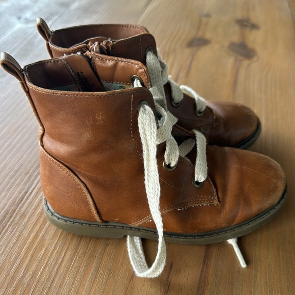 Cat and jack boots - Picture 2 of 4